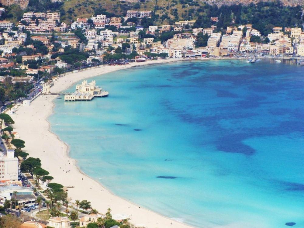 Home Sweet Home Sea Монделло Экстерьер фото